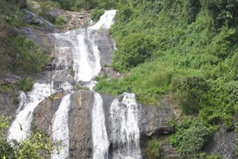 Kallatti Waterfalls